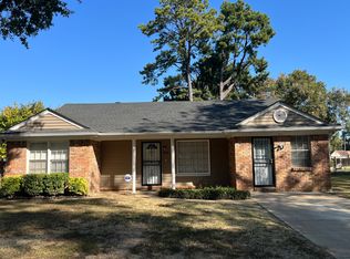 8281 Cedarbrush Dr, Southaven, MS 38671