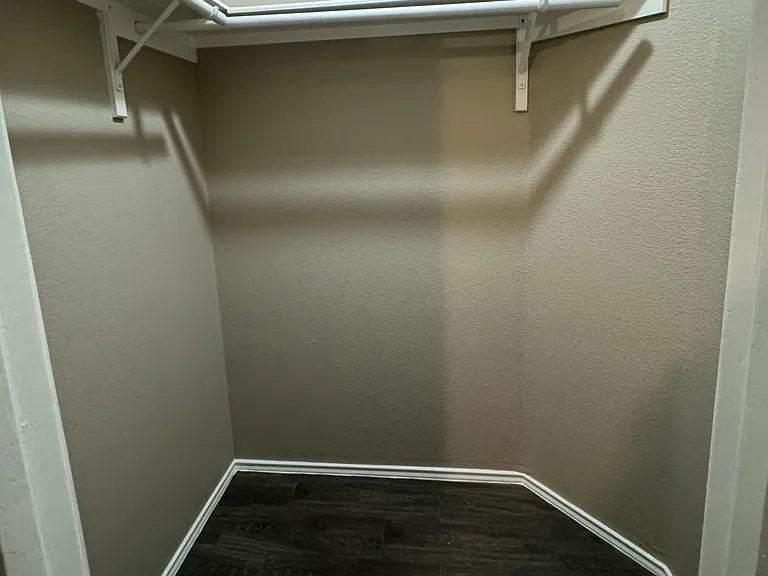518 Gandara Dr — Photo 17