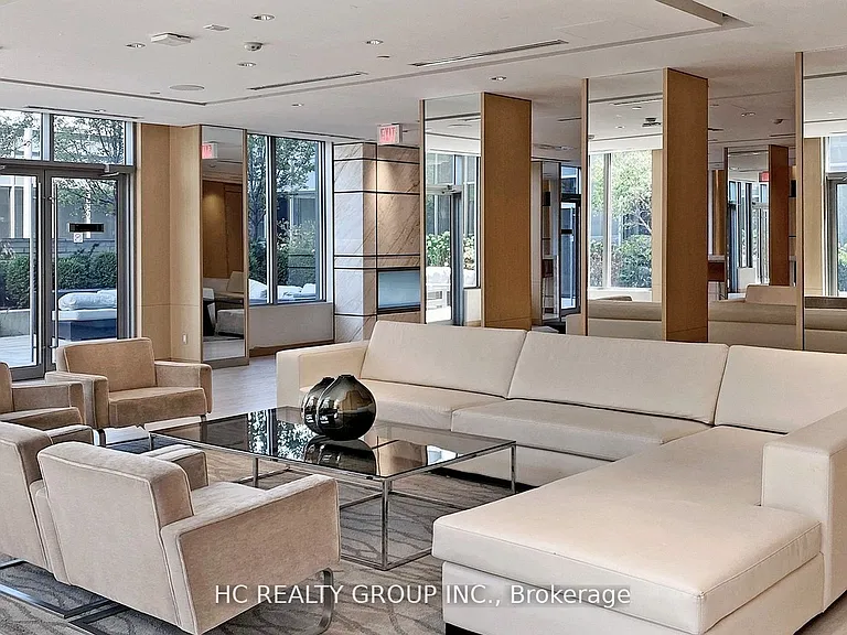 120 Harrison Garden Blvd #111 — Photo 15