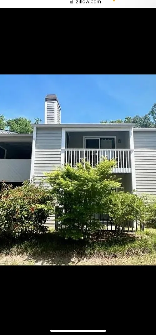 1054 Anna Knapp Blvd - 6B — Photo 4