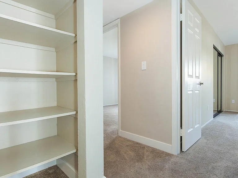 Foothill - Twin Creeks Condos — Photo 13