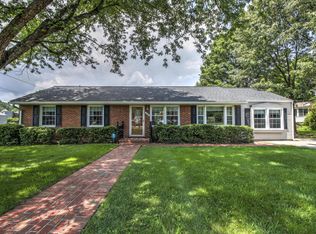 3747 Fairburn Dr, Roanoke, VA 24018
