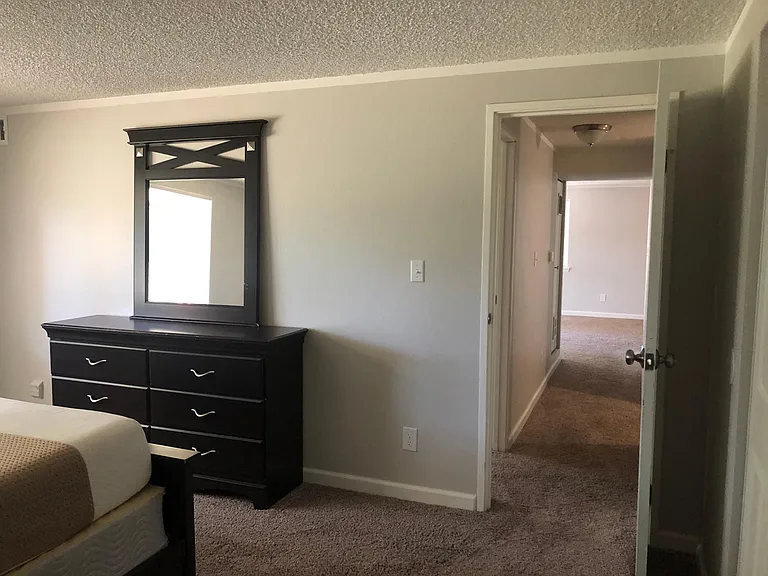 130 E Highline Cir #205 — Photo 8