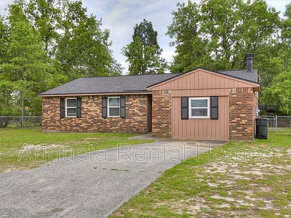3rd image of 2672 Teakwood Dr