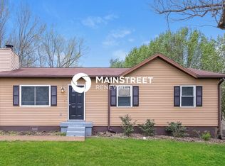 119 Brookridge Dr E, La Vergne, TN 37086