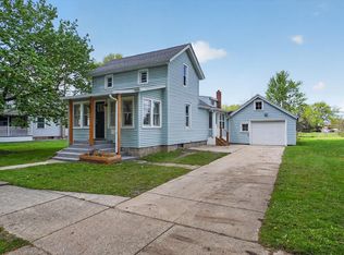 202 Floral Ave, Saint Johns, MI 48879
