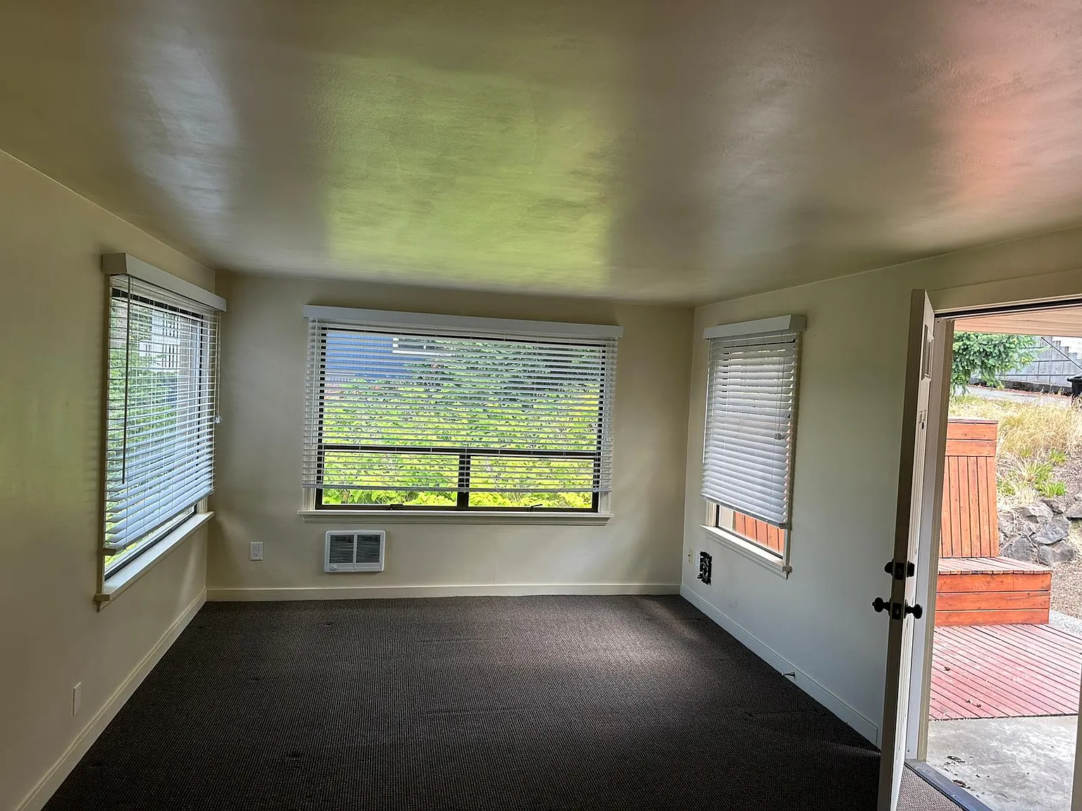 2 bed, 750 sqft, $2,595 — Photo 2