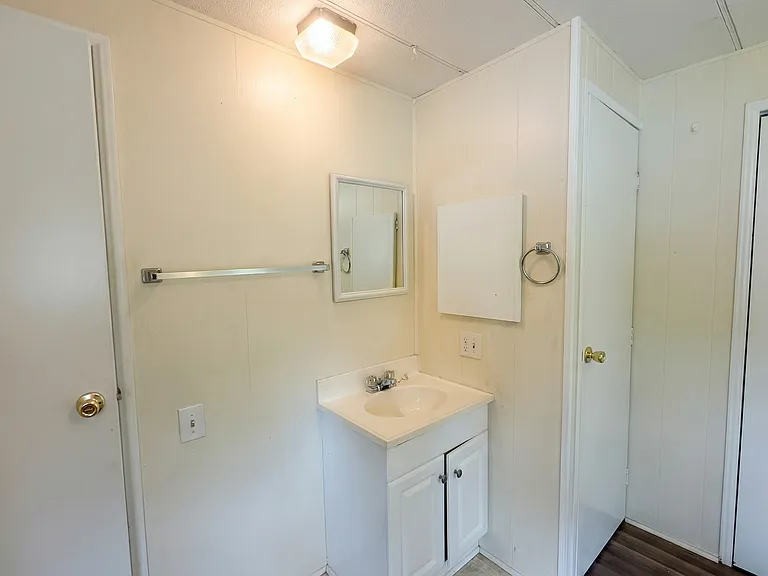 104 Castle Rock Rd — Photo 10