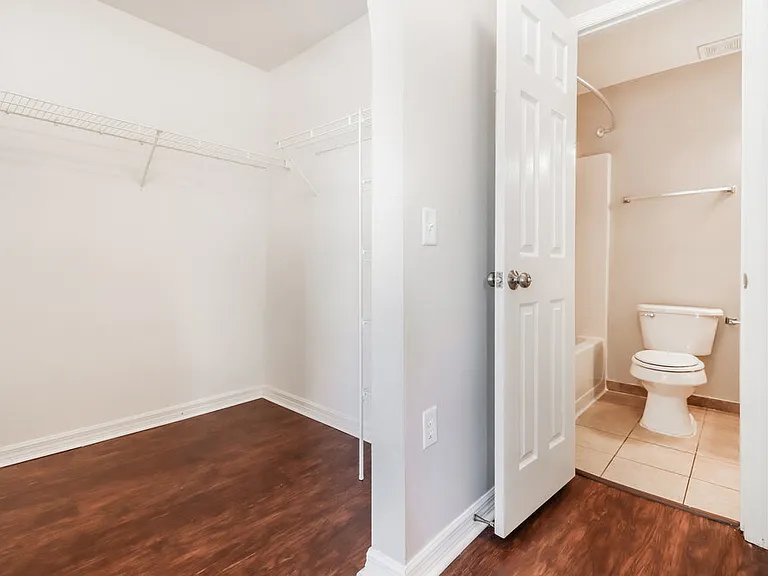 13825 Gentle Woods Ave — Photo 11