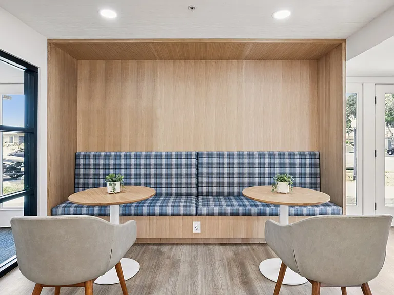Ocean Villas Apartments — Photo 16