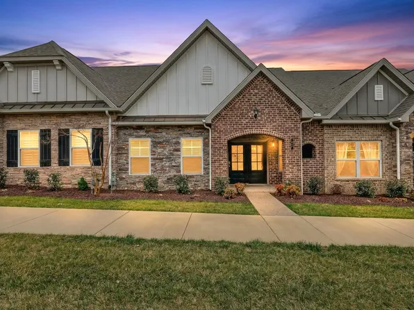 215 Trevor Dr, Mount Juliet, TN 37122