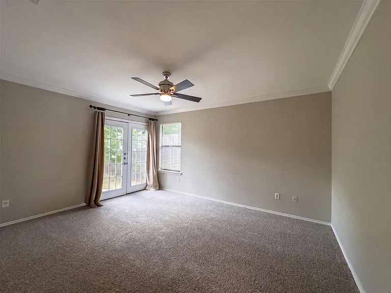 13004 Campos Dr — Photo 21