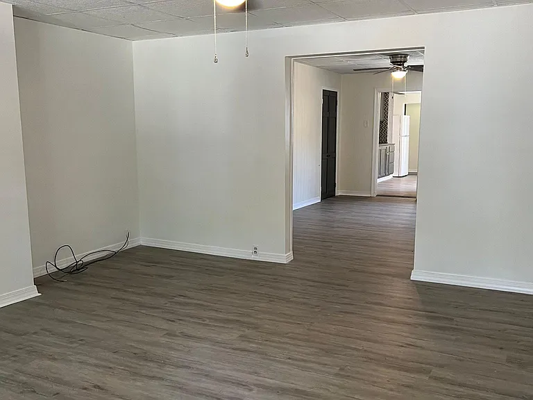 1813 Mary St #1 — Photo 5