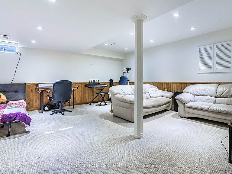 255 Mount Albion Rd #7 — Photo 18