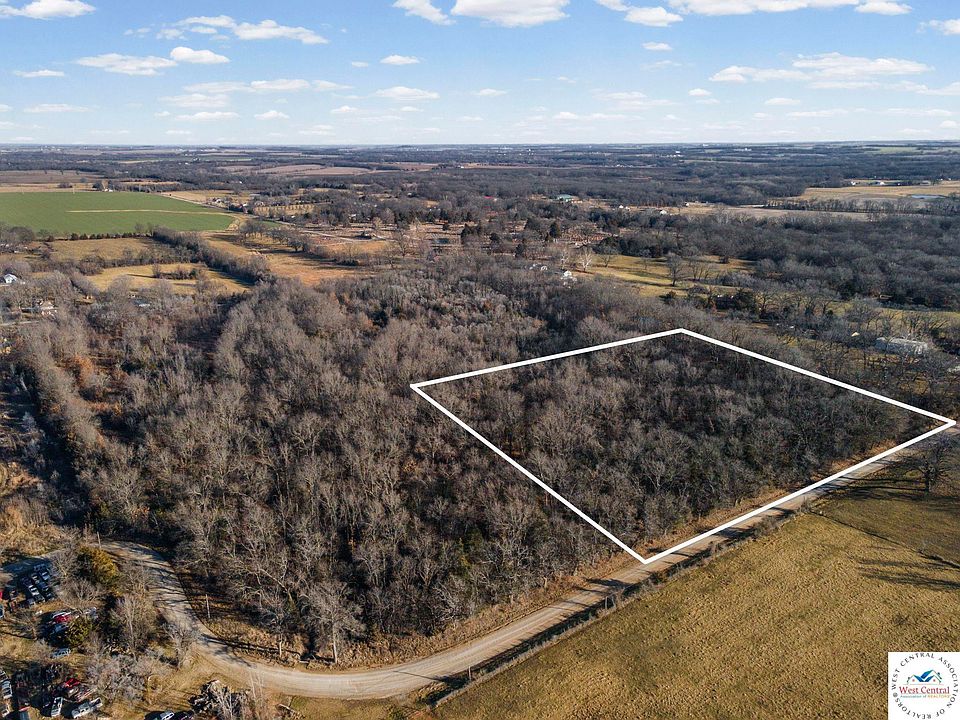 1st image of SE Lot E Pine