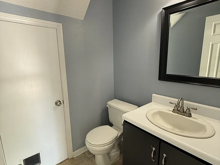 103 Sunshine Ln #A — Photo 9