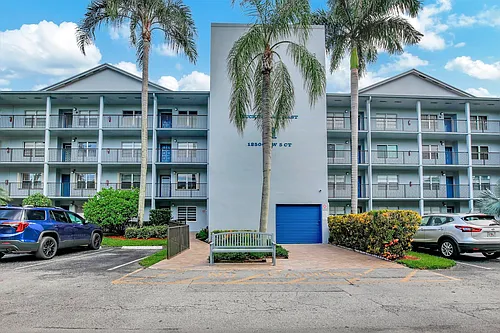 12500 SW 5th Ct Photo 1