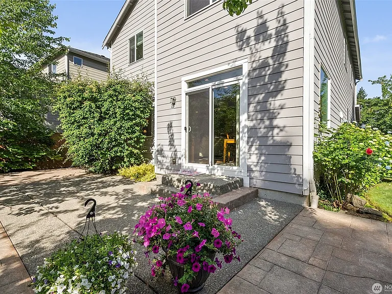 184th Ave SE — Photo 3