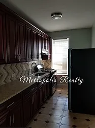 Rented by Metropolis International Realty Inc.