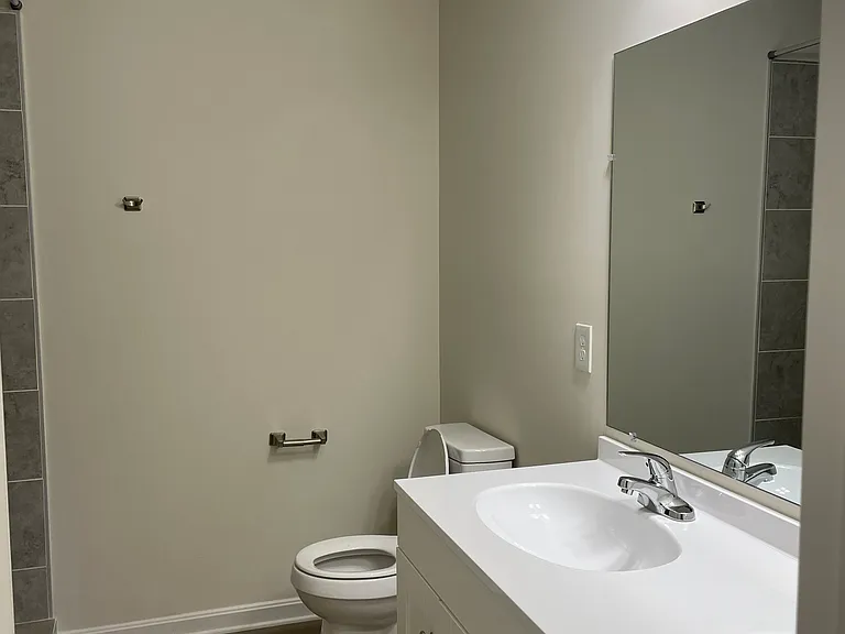 11125 Jade Ct — Photo 4