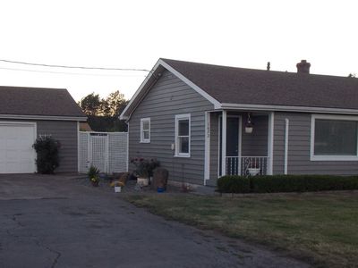 1672 Tucker Rd, Hood River, OR, 97031