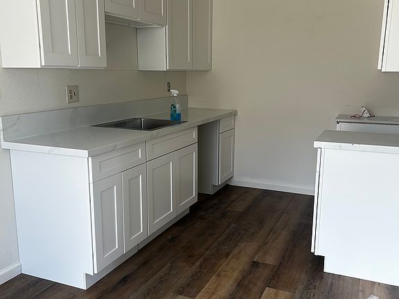3rd image of 341 Almond Dr