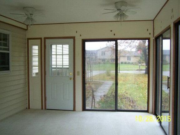 4th image of 130 Shady Ln