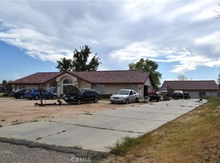 19485 Kinai Rd, Apple Valley, CA 92307