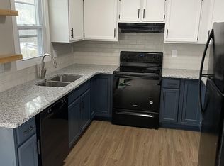 817 E Hackley Ave, Des Moines, IA 50315