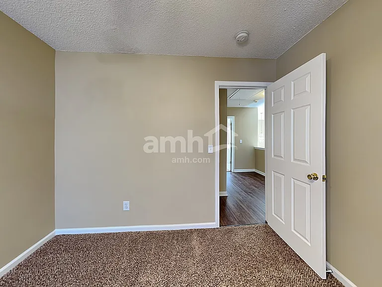 205 Fairview Lake Way — Photo 14