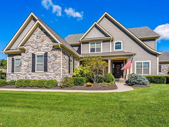 2nd image of 7216 Maple Leaf Cir N