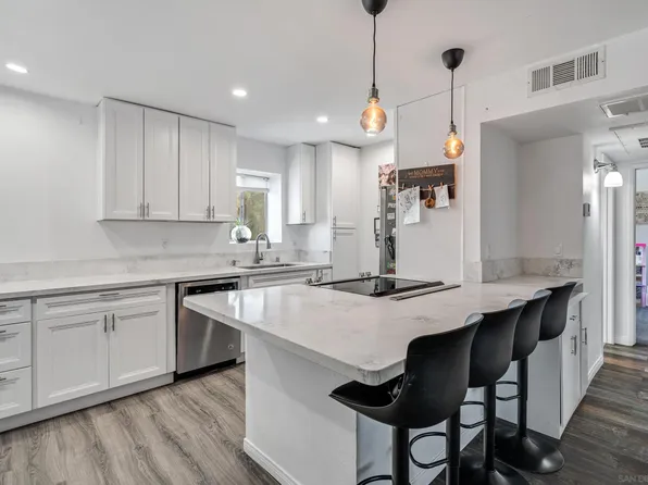 12403 Julian Ave Unit 206, Lakeside, CA 92040