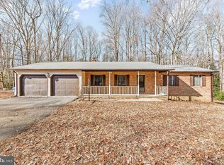 15180 Deborah Dr, Hughesville, MD 20637