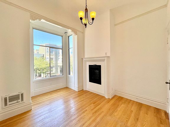 4th image of 190-192 Hermann St #50-54