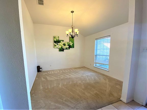 5th image of 1623 Loveland Dr