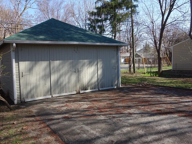 2 Car "Model T" Garage