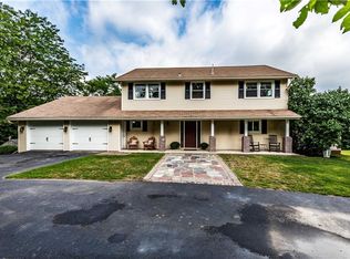 7261 Broadfield Rd, Manlius, NY 13104