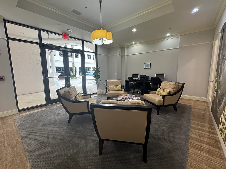 233 S Federal Hwy #519 — Photo 31