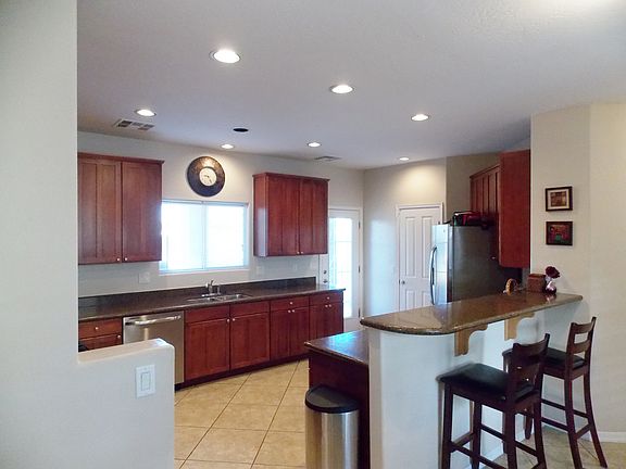 4th image of 6508 N 28th Gln