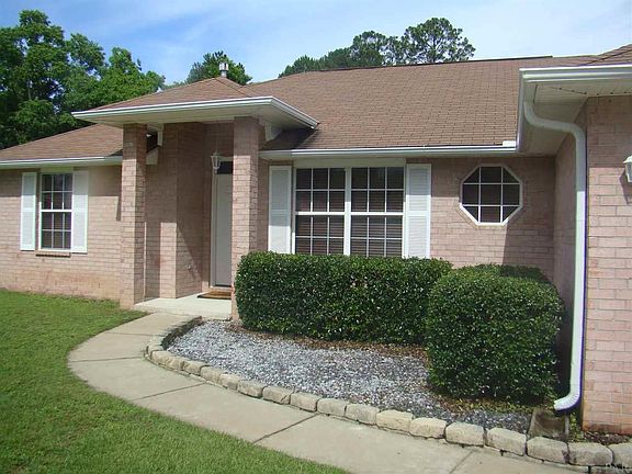 4th image of 628 Emu Ln