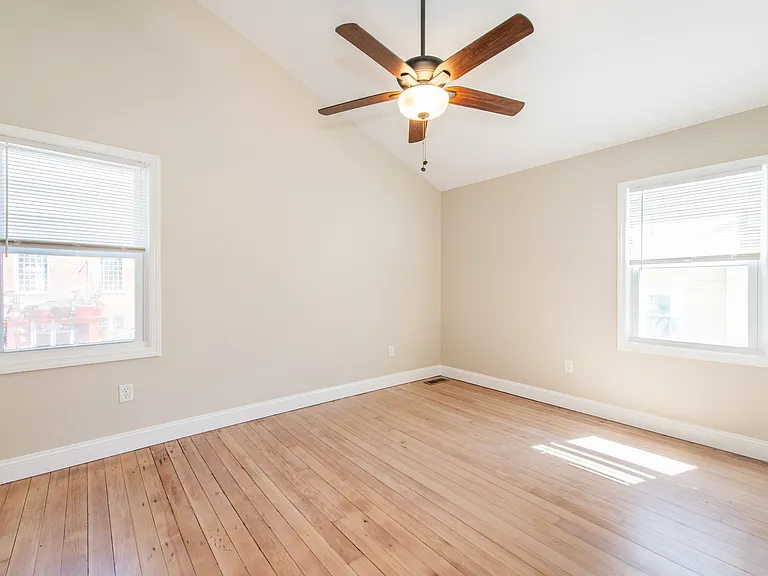 302 Springfield Ave — Photo 18