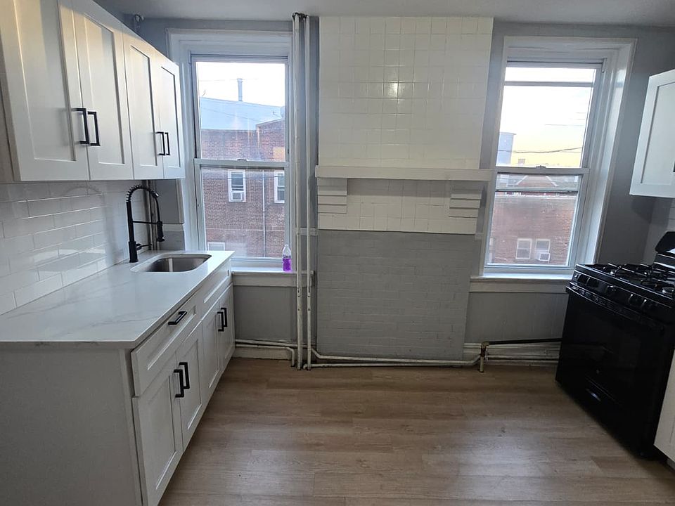 1st image of 12 Grant Ave #6A