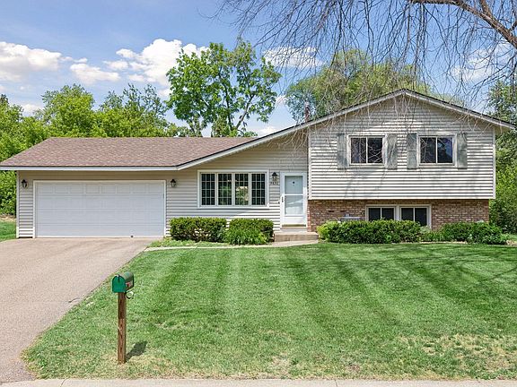 2nd image of 9630 12th Avenue Cir