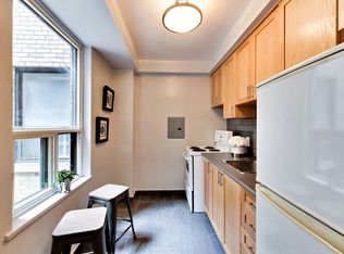 3000 Yonge St #1B-1BA, Toronto, ON M4N2K5