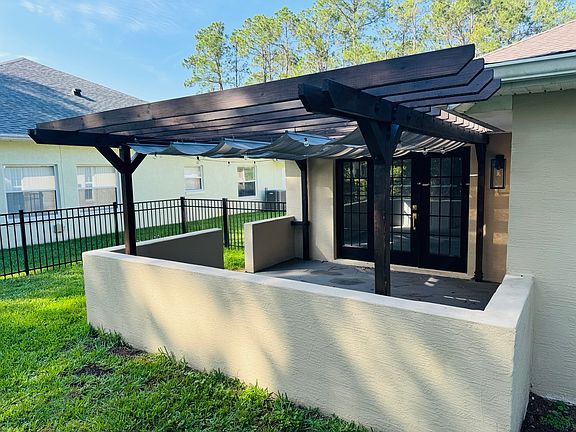 Pergola patio