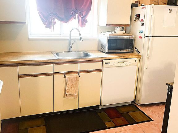 3rd image of 39-20 210th St #3