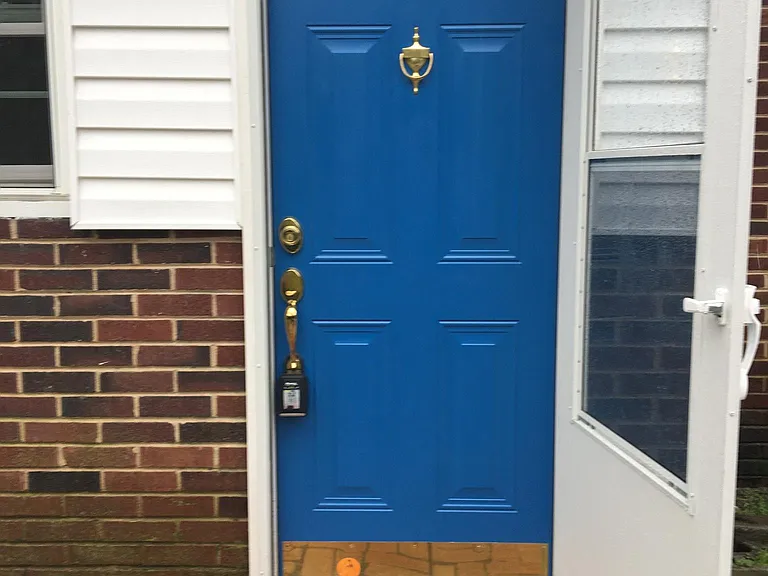 Welcome to a real home. Landlord, who takes pride in ownership, manages directly. No more uncaring property mgmt. companies. Note the lovely color schemes throughout