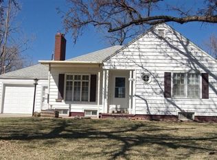 2542 17th St, Great Bend, KS 67530