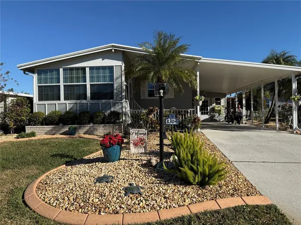 8304 Princess Ct, Palmetto, FL 34221