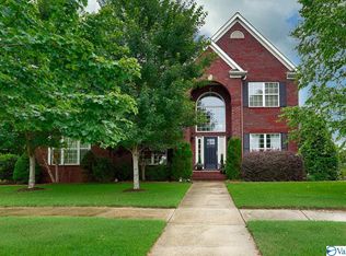 15 Wax Ln SW, Huntsville, AL 35824